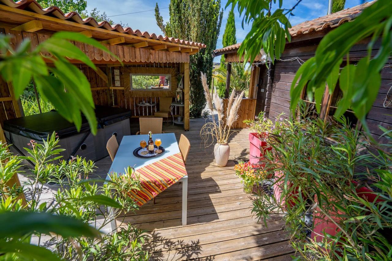 Le Bassin Du Tertre Bed & Breakfast Fronsac  Exterior photo